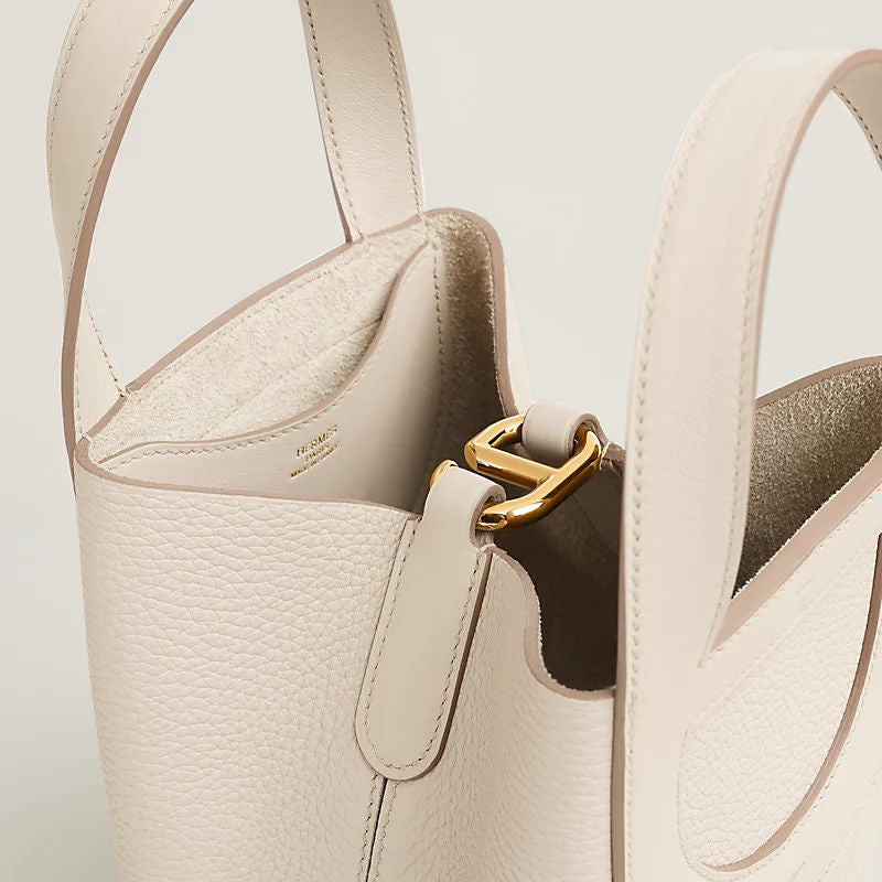 In-the-Loop 18 Luxury Handbag With Taurillon Clemence And Swift Calfskin Chaine d'Ancre Closure
