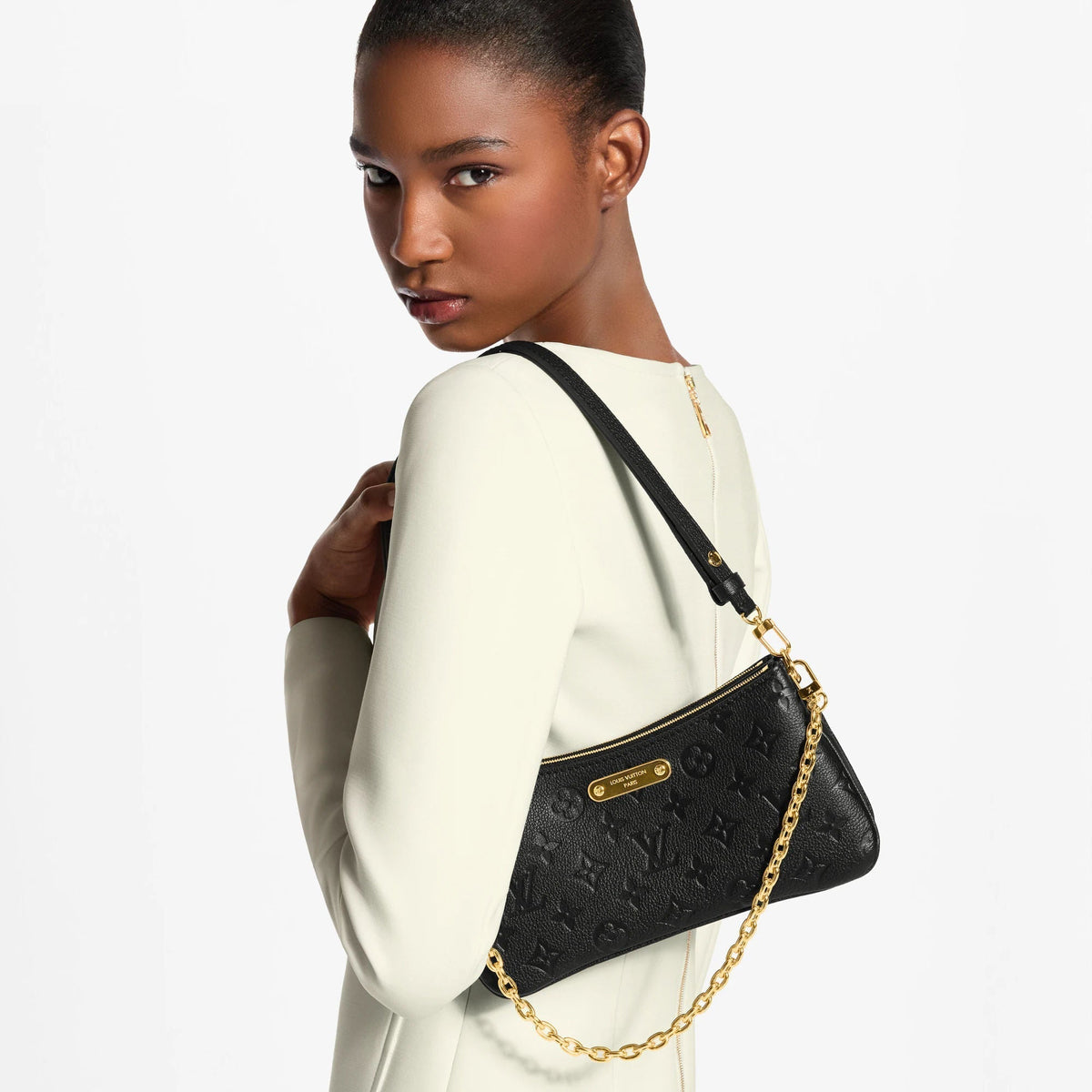 Pochette Liv Monogram Empreinte Leather Chain Wallet M83301