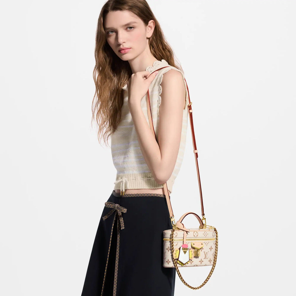 Vanity Chain Pouch Monogram Dune Canvas Chain Wallet