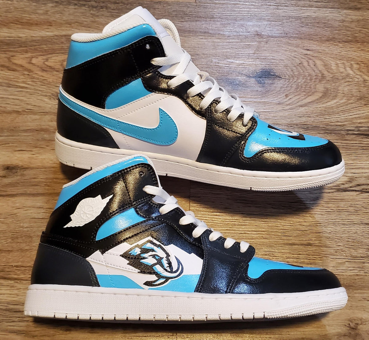 Custom Shoes/ Made to order/handpainted