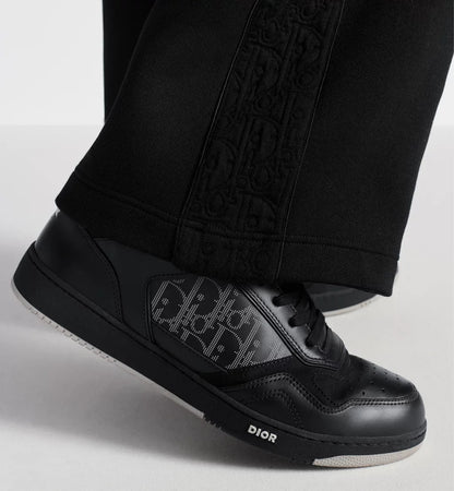 B27 Uptown Low-Top Sneaker – Black / Gray