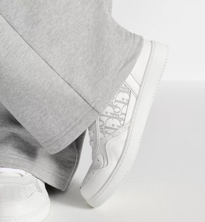 B27 Uptown Low-Top Sneaker – White