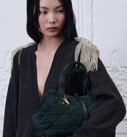 Medium Toujours shoulder bag