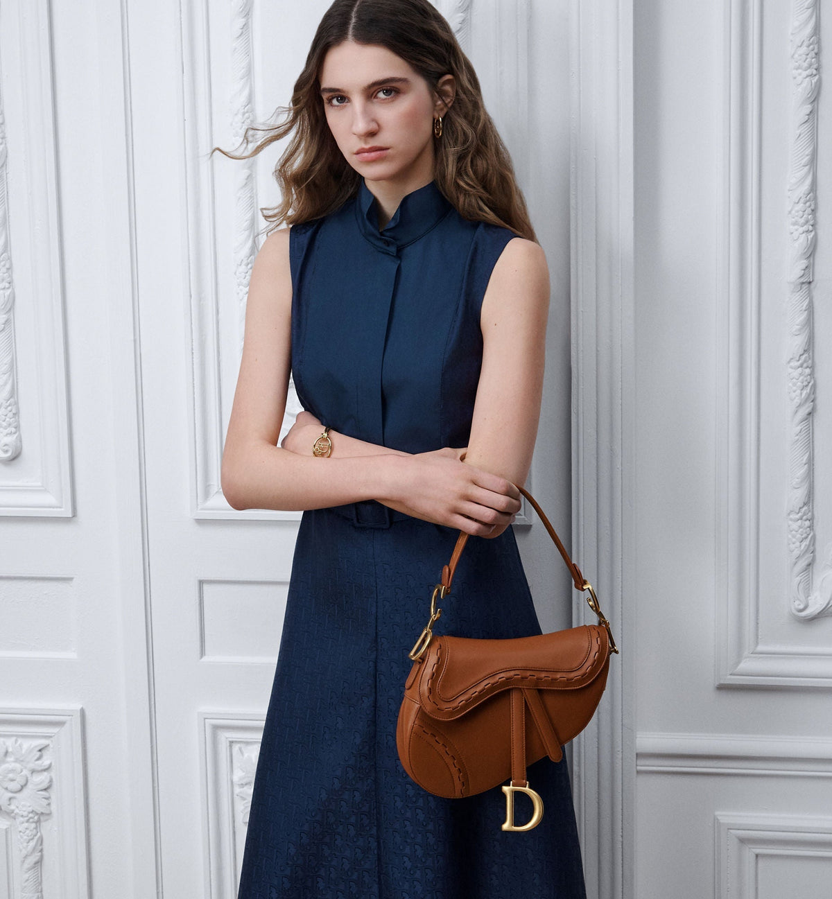 Small Saddle Luxury Handbag With Marron Bobby Calfskin Marquetry And Strap