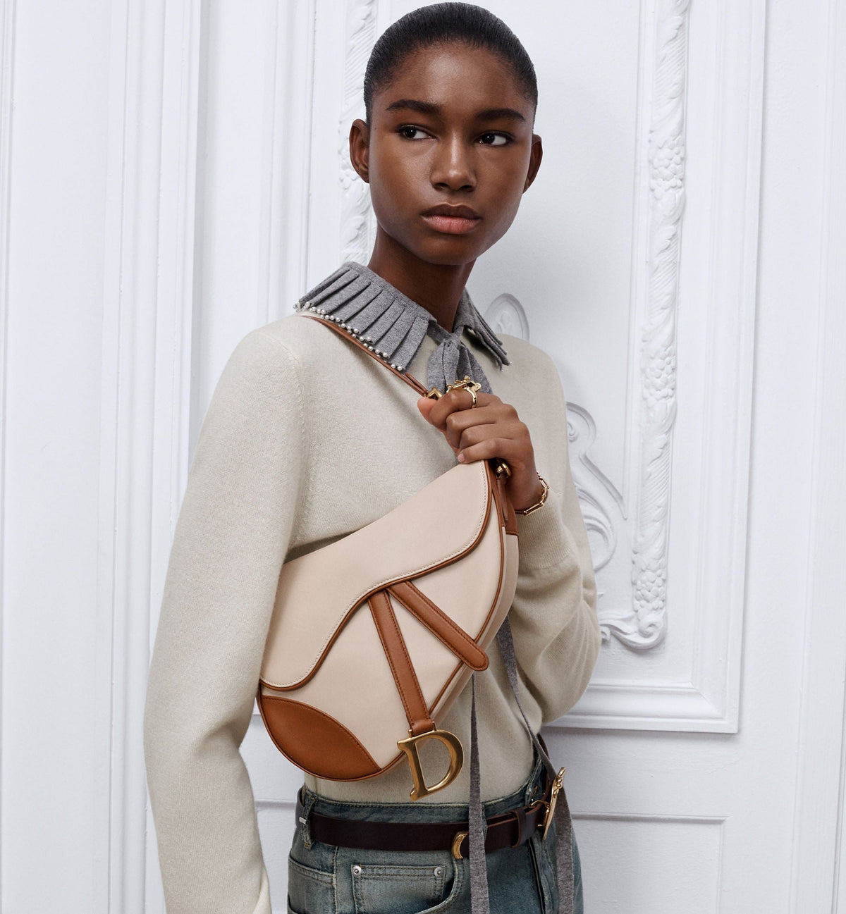 Medium Saddle Luxury Handbag With Two-Tone Trench And Marron Bobby Calfskin And Strap