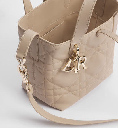 Small Toujours Vertical Designer Shoulder Tote With Powder Beige Macrocannage Calfskin And Strap