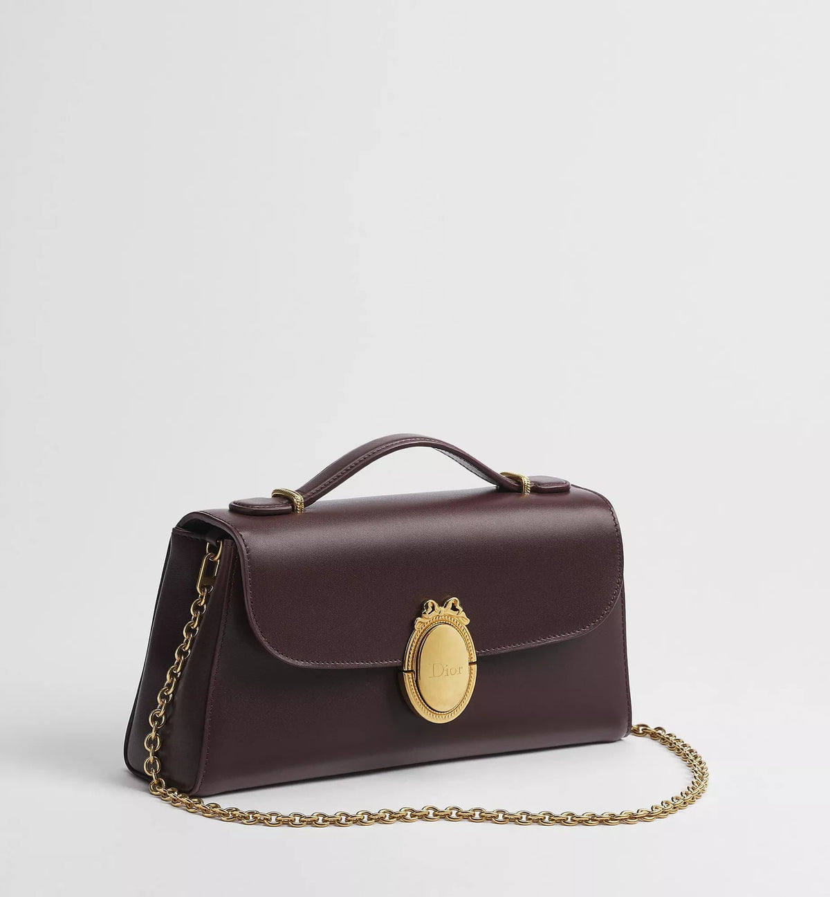 Médaillon Pouch Shoulder Bag