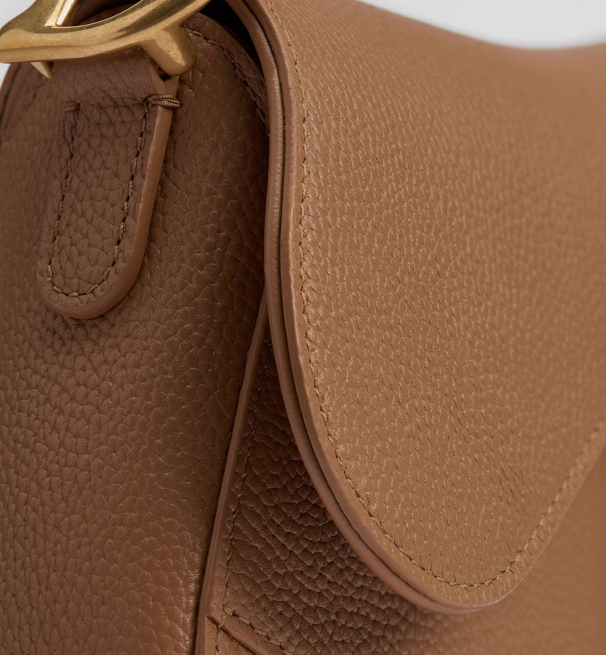Small Saddle Luxury Handbag With Camel Grained Calfskin And Strap