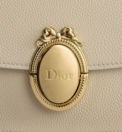 Small Médaillon Flap Luxury Handbag With Grained Calfskin And Médaillon Clasp
