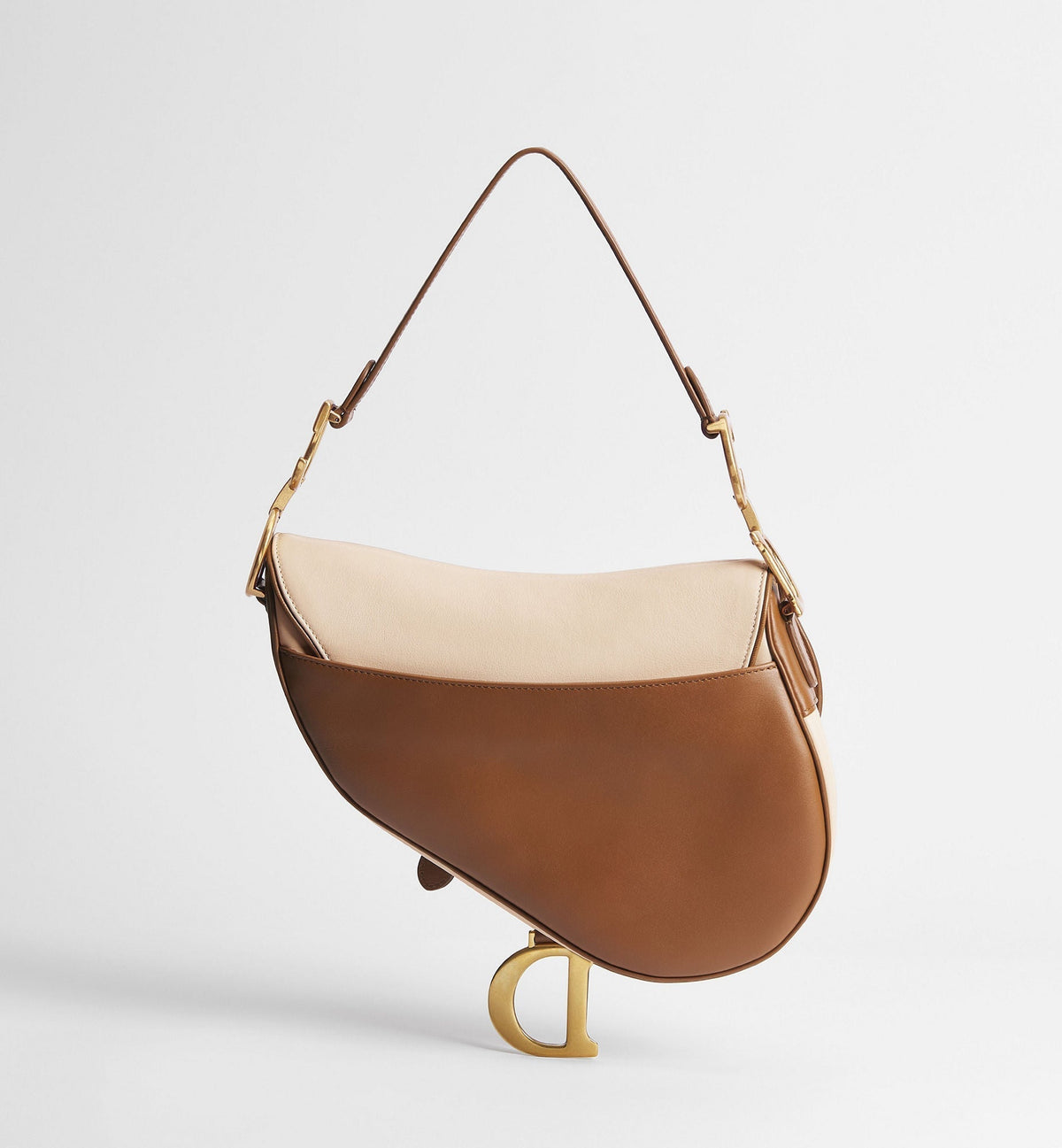 Medium Saddle Luxury Handbag With Two-Tone Trench And Marron Bobby Calfskin And Strap