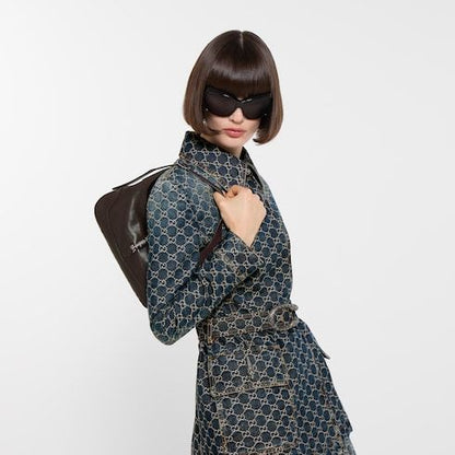 Medium Jackie Slim Luxury Handbag With Soft Grainy Leather And Piston Closure