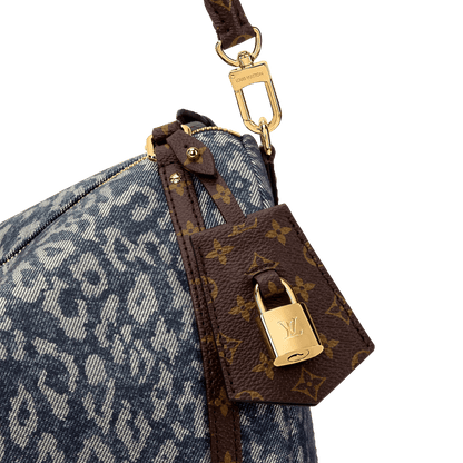 Express MM Wild Denim Silver Blue Tote Bag M3A388