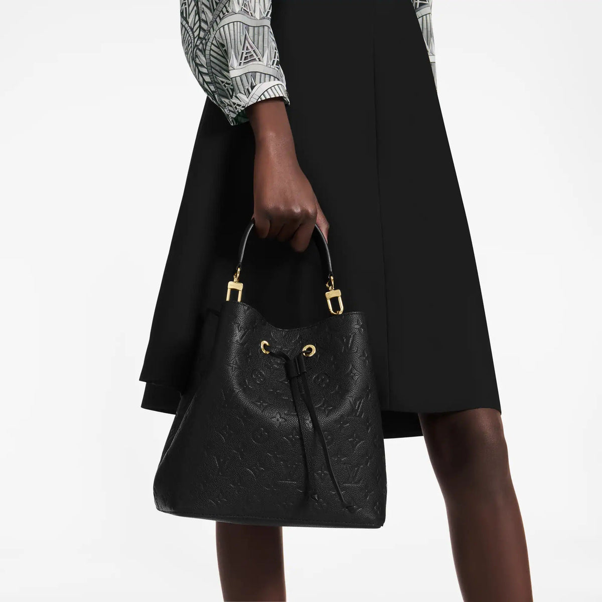 NéoNoé MM Black Monogram Empreinte Leather Bucket Bag M45256