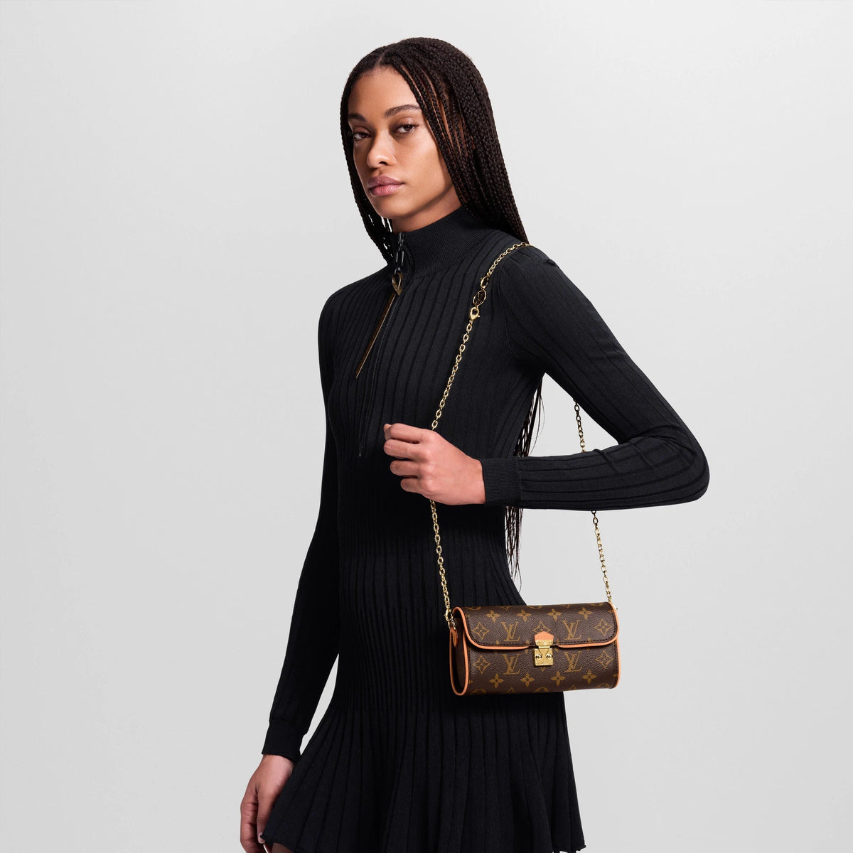 Pochette Camille Monogram Coated Canvas Chain Wallet M13566