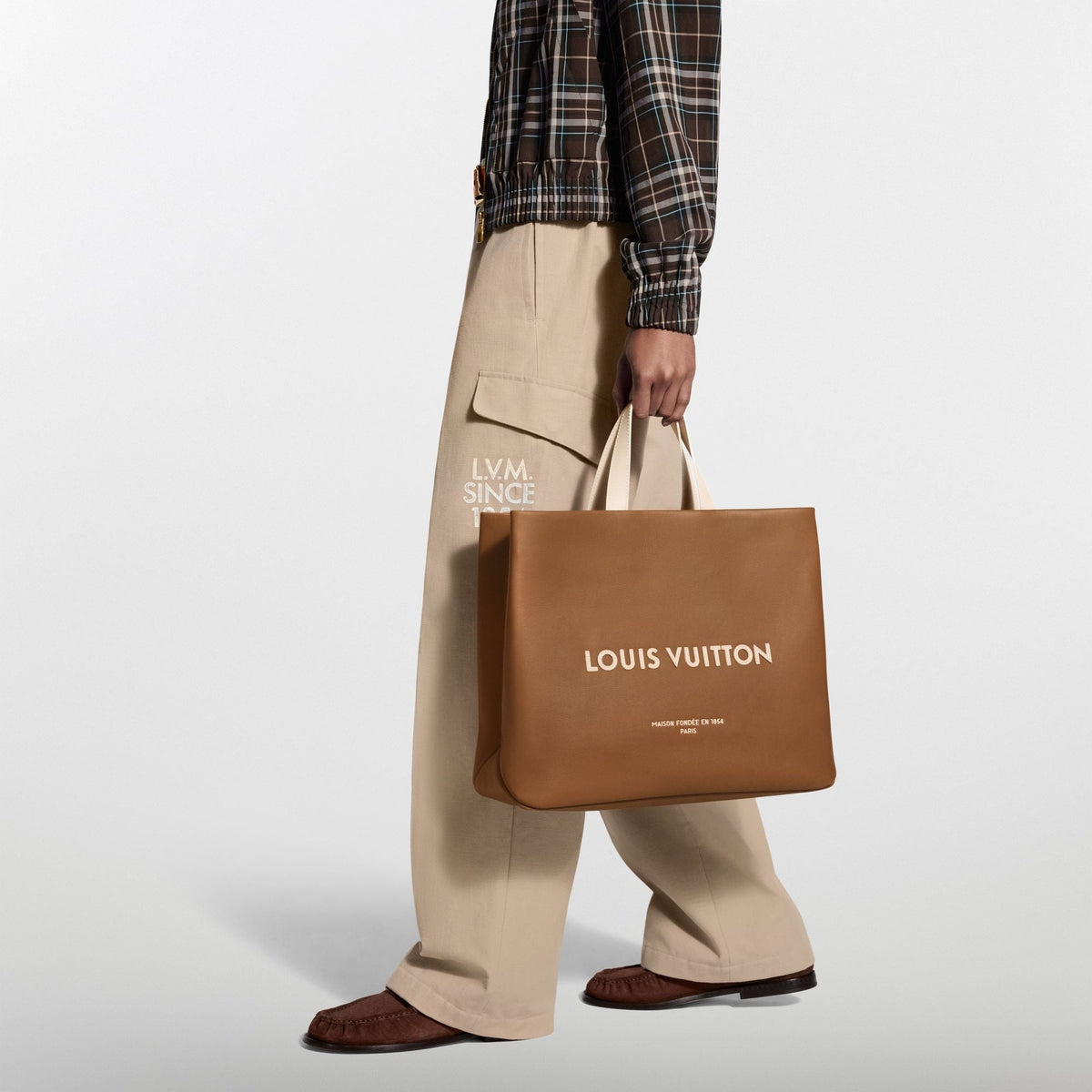 Shopper Tote MM Calf Leather Sand