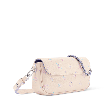 Wallet On Chain Ivy Monogram Empreinte Link Quartz Bag