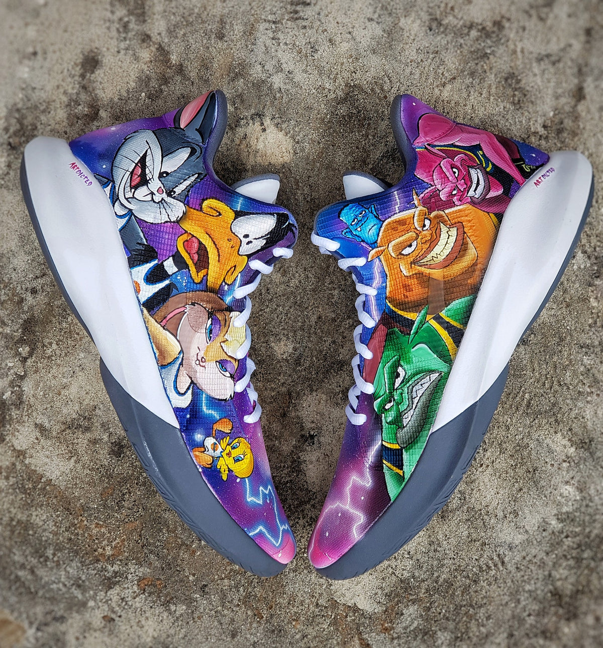 Custom Jam Shoes/ NBA /Bugs / Βasketball shoes/  MJ / Basketball