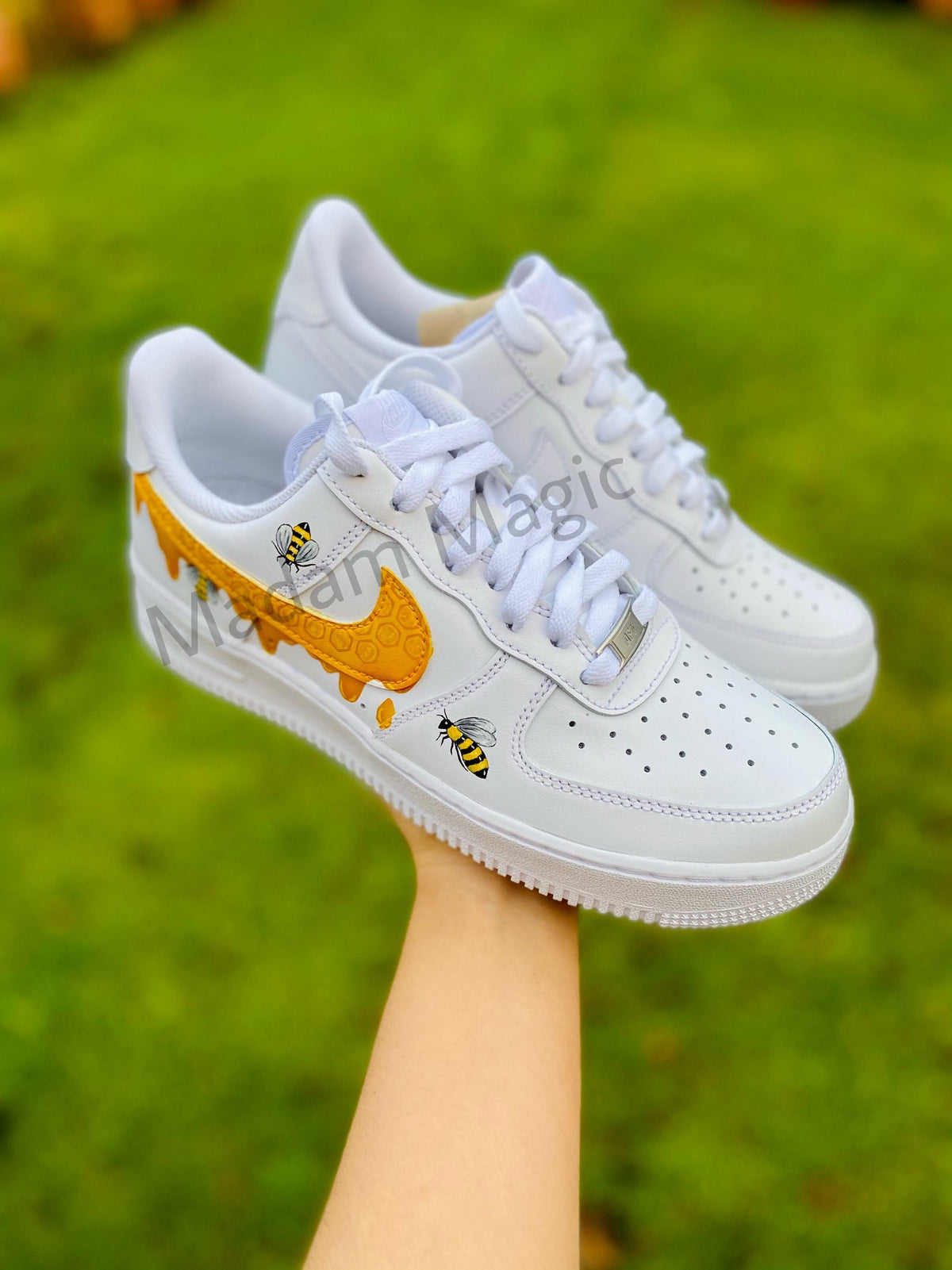 Hand Painted Custom Air Force 1 Low Bee Honey Honeycomb Drip Bumblebee AF1 Customized Made to Order Woman Man Sneakers Handmade