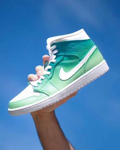 Design your own Custom Jordan 1