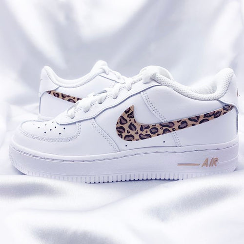 Personalized shoes,sneakers with desired motif ,Nike Air Force 1,custom Air Force,charachters ,hand painted sneakers