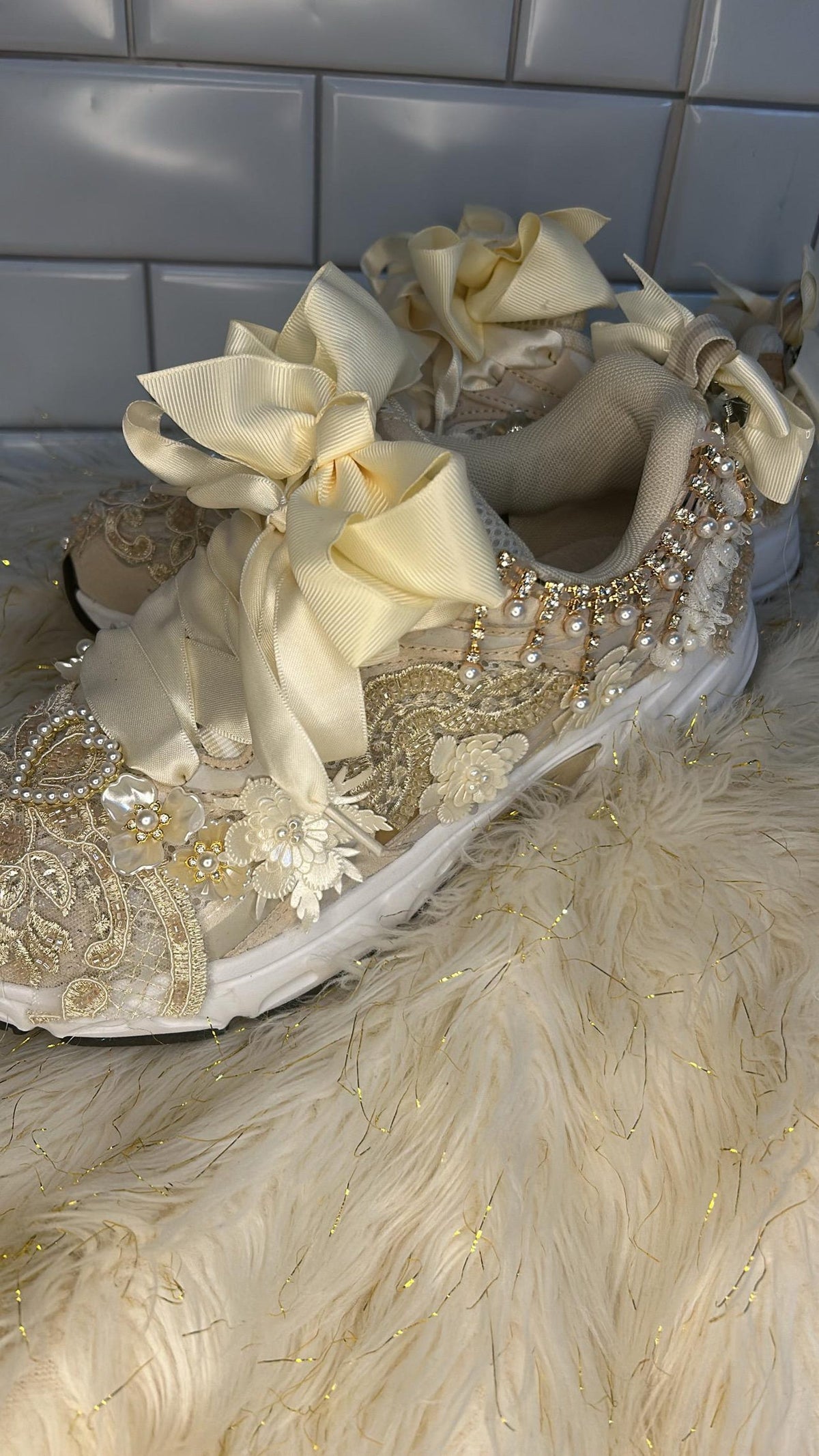 Cream CUSTOM fREESTYLE LACEY sneakers