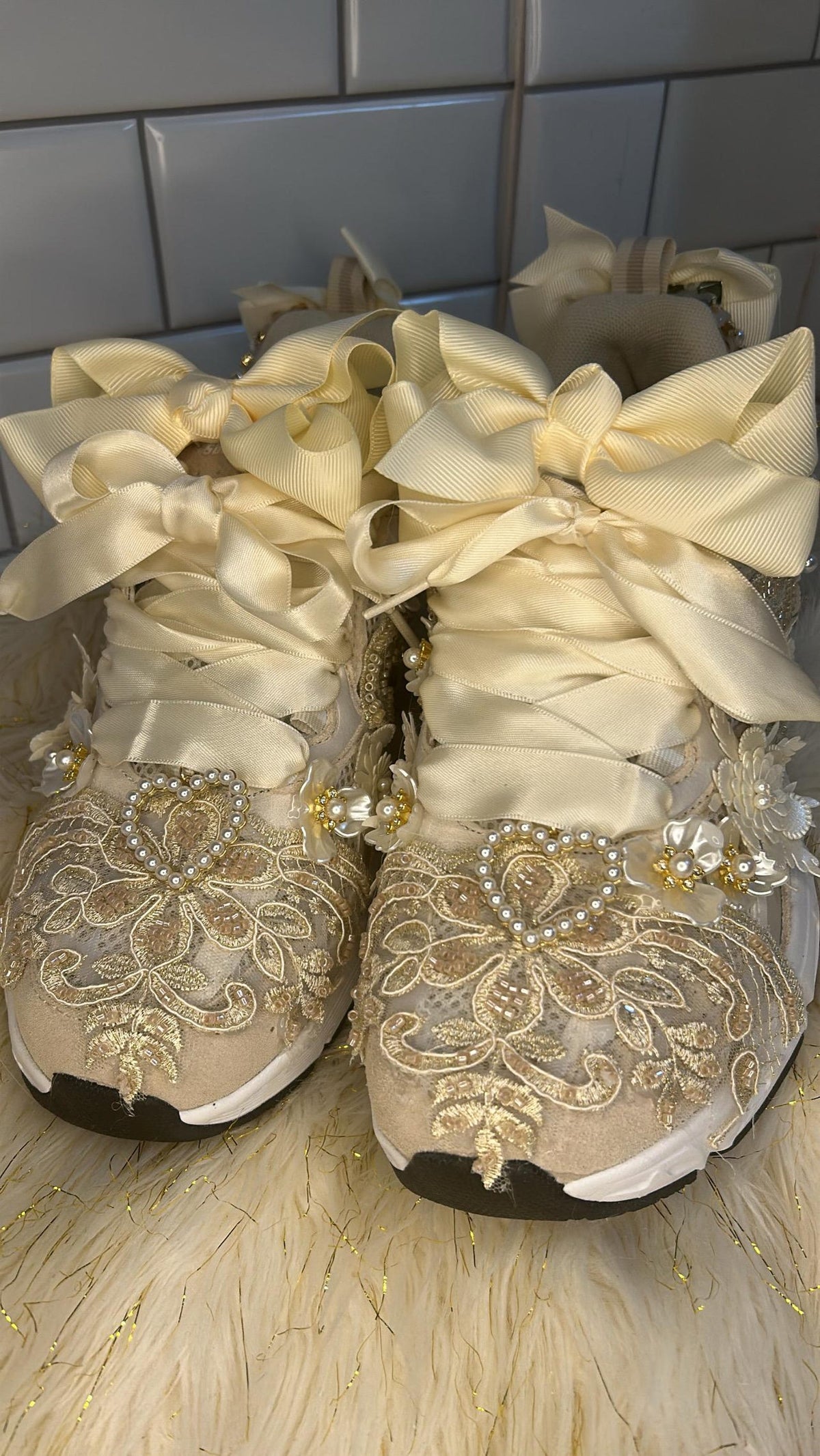 Cream CUSTOM fREESTYLE LACEY sneakers