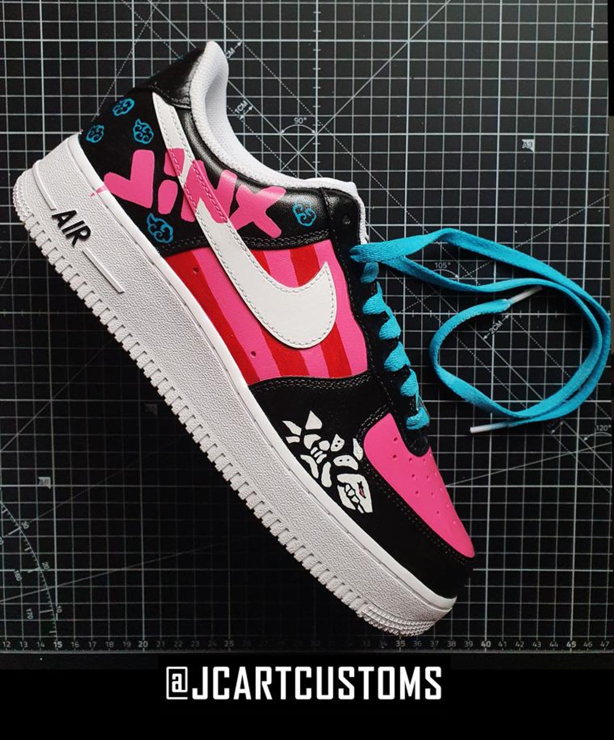 Custom Painted Jinx from the series, Unique high quality drawn shoes, Ideal for a gift, hero and villain vi, caityln arcane series kids gift
