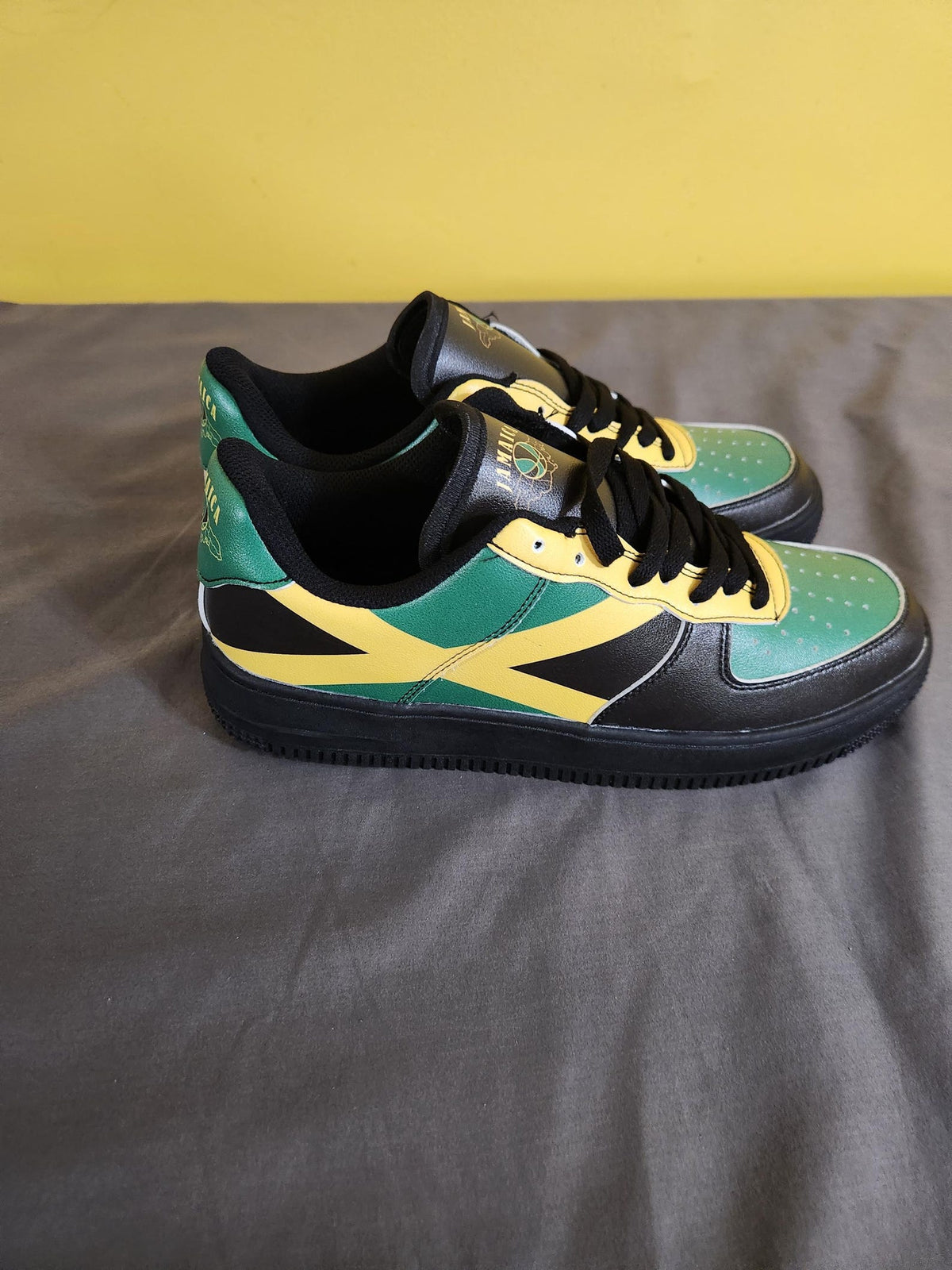 Jamaica Sneakers for Men & Women Rasta Shoes Custom National Flag Sneakers Jamaican Flag Gym Shoes Reggae Shoes Rasta Color Basketball Shoes
