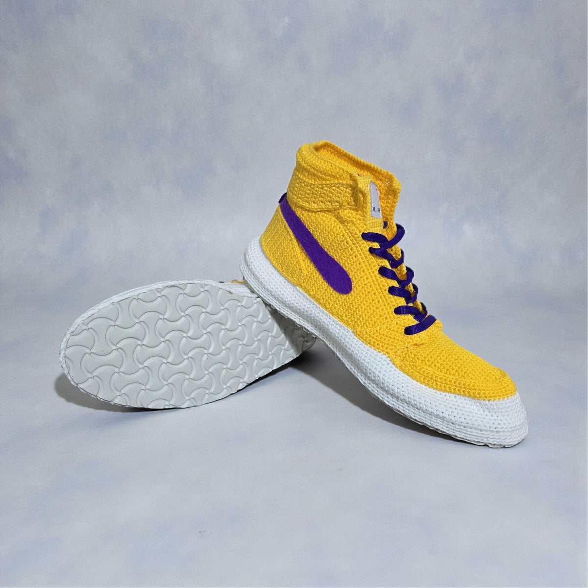 LA Team Colors Crochet Jordan Slippers, Warm Winter House Shoes, Soft Knitted Sneaker Socks, Yellow Purple Plush, Retro Basketball Kicks