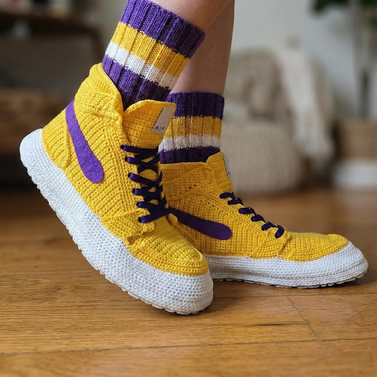 LA Team Colors Crochet Jordan Slippers, Warm Winter House Shoes, Soft Knitted Sneaker Socks, Yellow Purple Plush, Retro Basketball Kicks