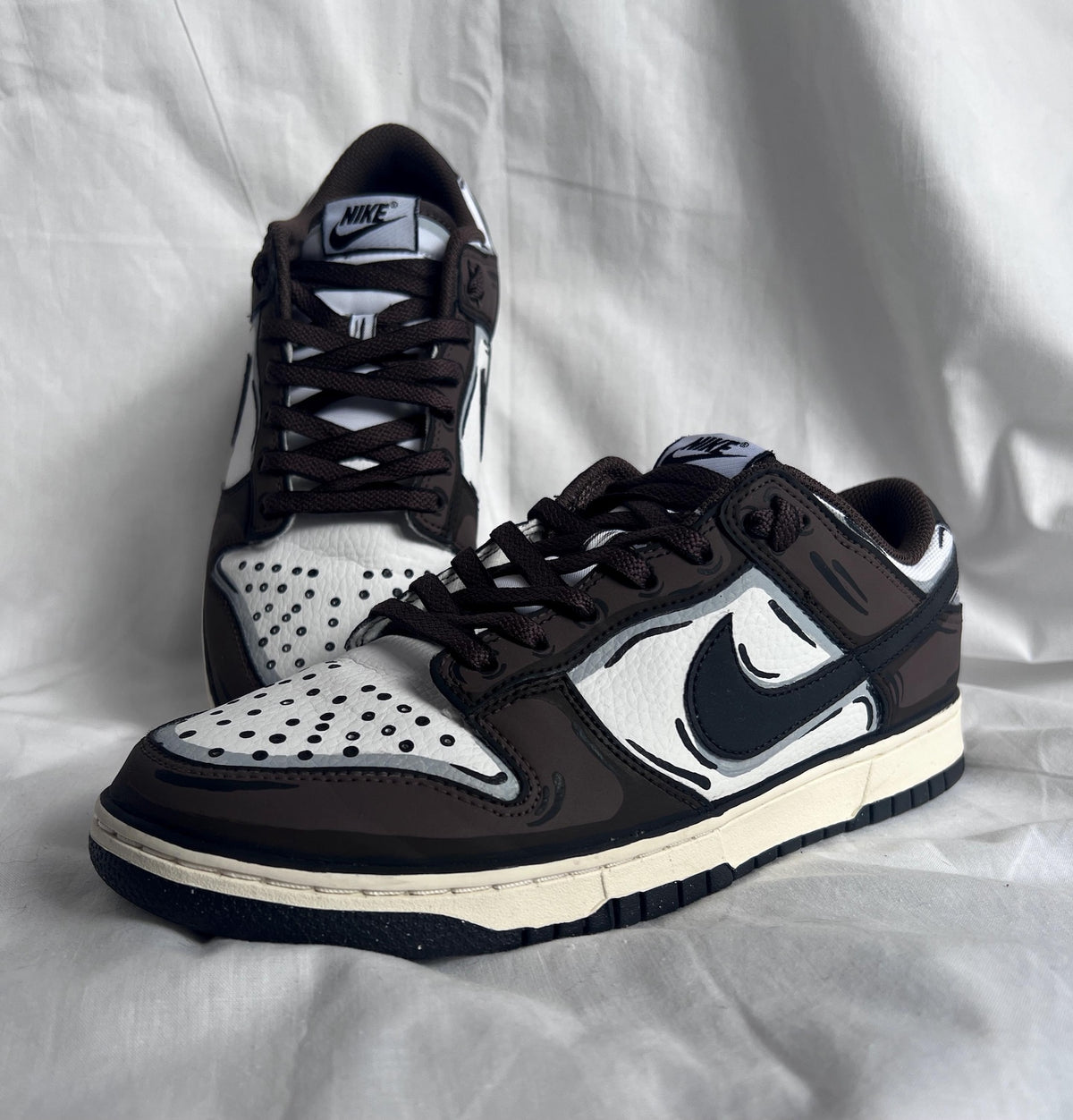 Nike Dunk Low Custom Sketch Style – Hand Painted Cartoon Effect – Personalized Colorway – Custom Sneakers