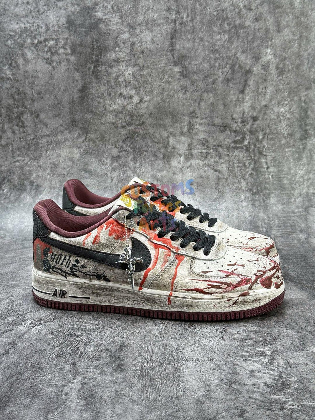 Custom Air force 1 gothic horror fake blood splatter sneakers - Hand painted af1 dark aestetic one of a kind.