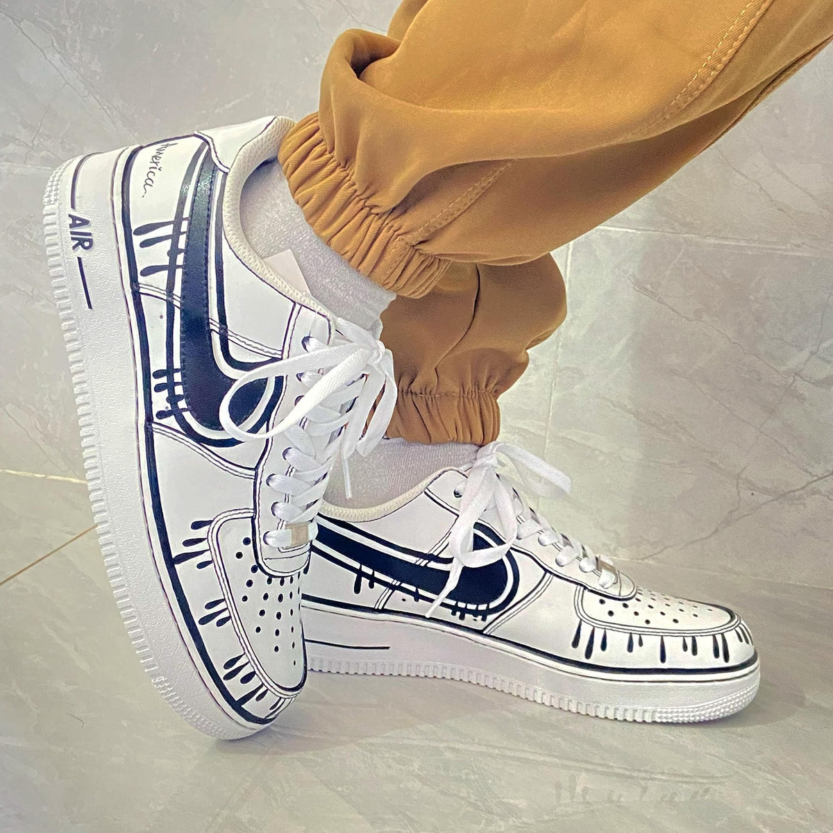 Custom Air Force 1 & Hand-Painted Af1 Shoes - Black White Drip On White Leather, Customized Sneakers, DIY Gift for Sneaker Lovers,Airforce1