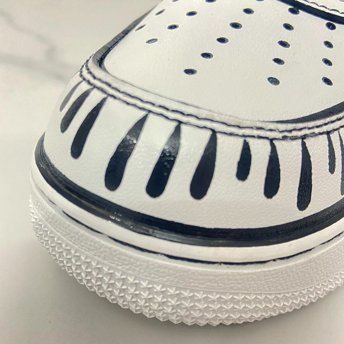 Custom Air Force 1 & Hand-Painted Af1 Shoes - Black White Drip On White Leather, Customized Sneakers, DIY Gift for Sneaker Lovers,Airforce1