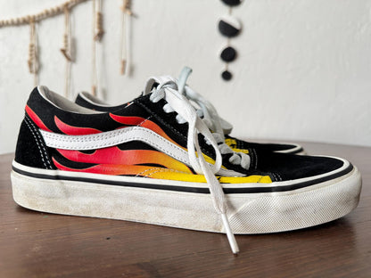 VANS classic sneakers black & white  flame skater Shoes,  Size 38