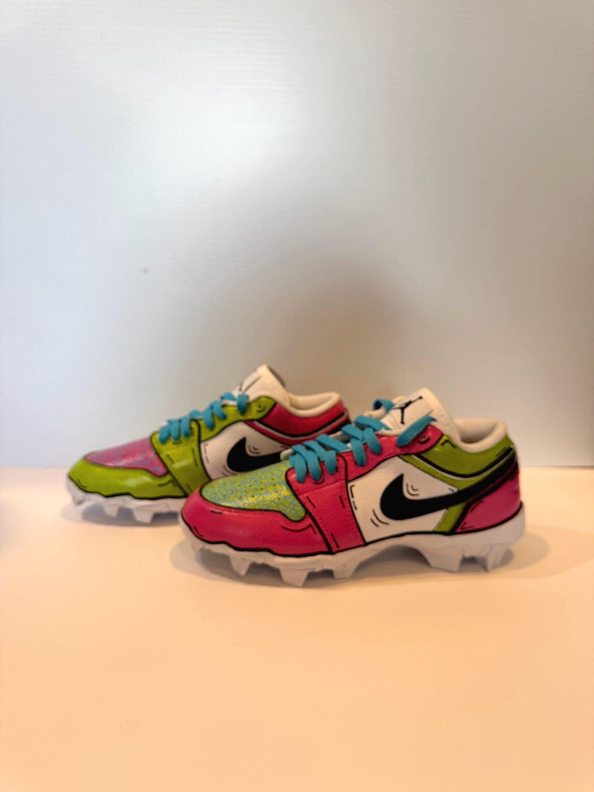 100% Customizable Youth Baseball Cleats