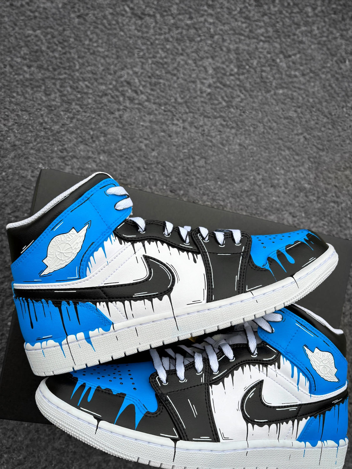 Custom Nike Air Jordan 1 Blue Comic Drip - Custom Sneaker Sunset with Palm Trees - Color Gradient - Hand-painted Shoes - Custom Jordan AJ1