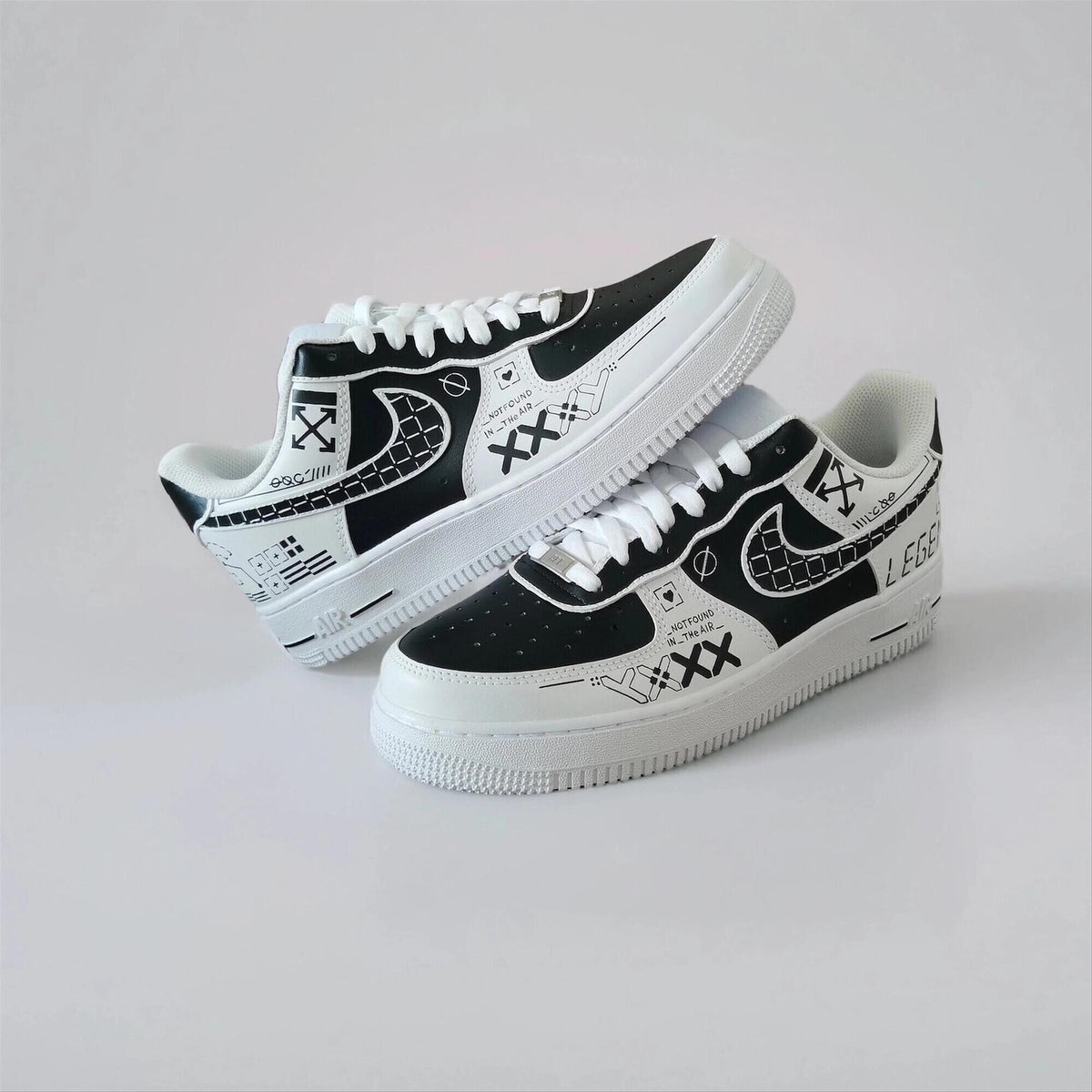 Custom White AF1 Printstream – Hand Painted Abstract Digital Camouflage, Unique Sneakers, Cyberpunk Streetwear Shoes for Gamers