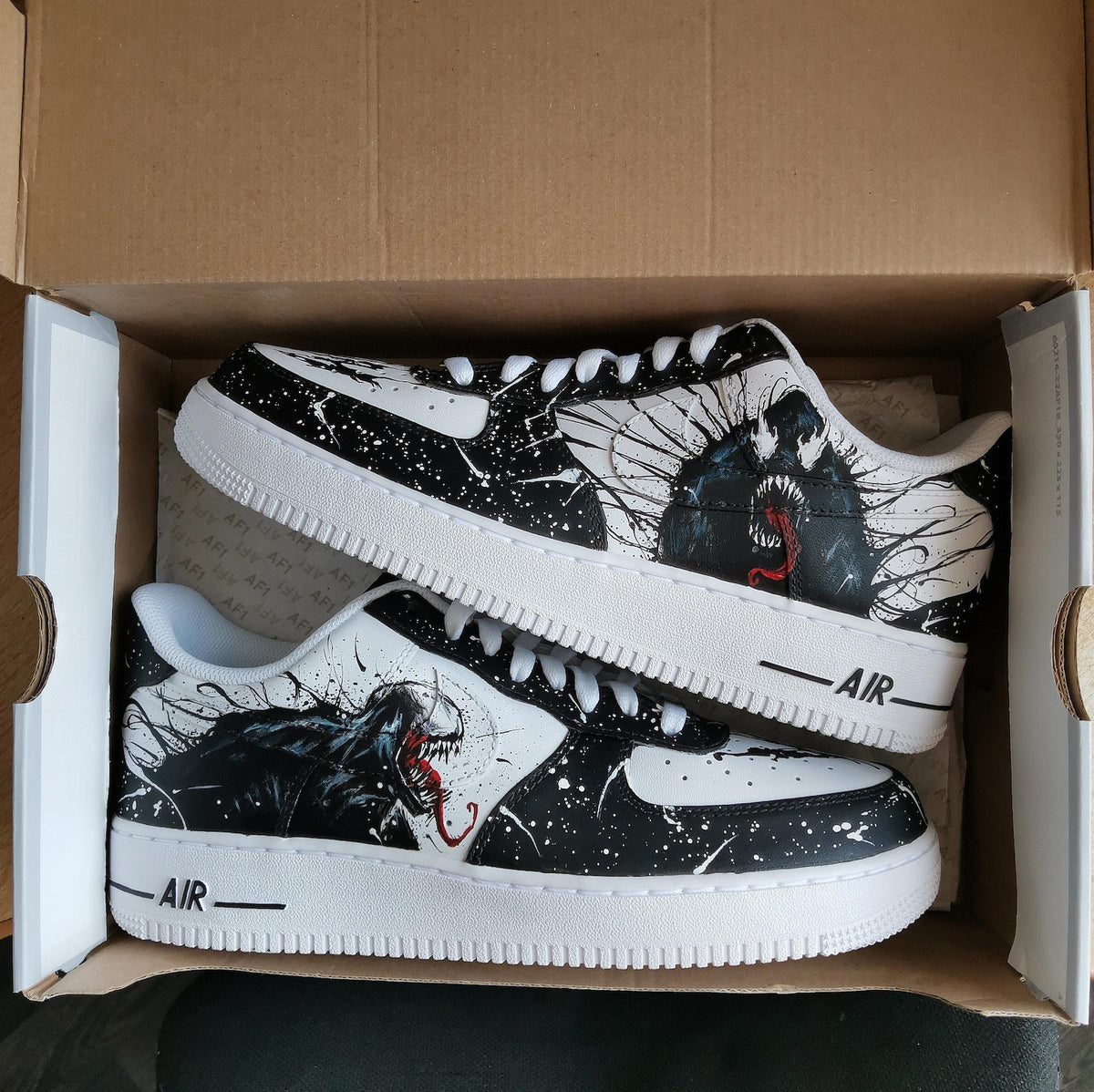 Custom Sneakers – White AF1 with Black Tendrils, Birthday Gift for Men, Symbiote Streetwear Shoes for Fans