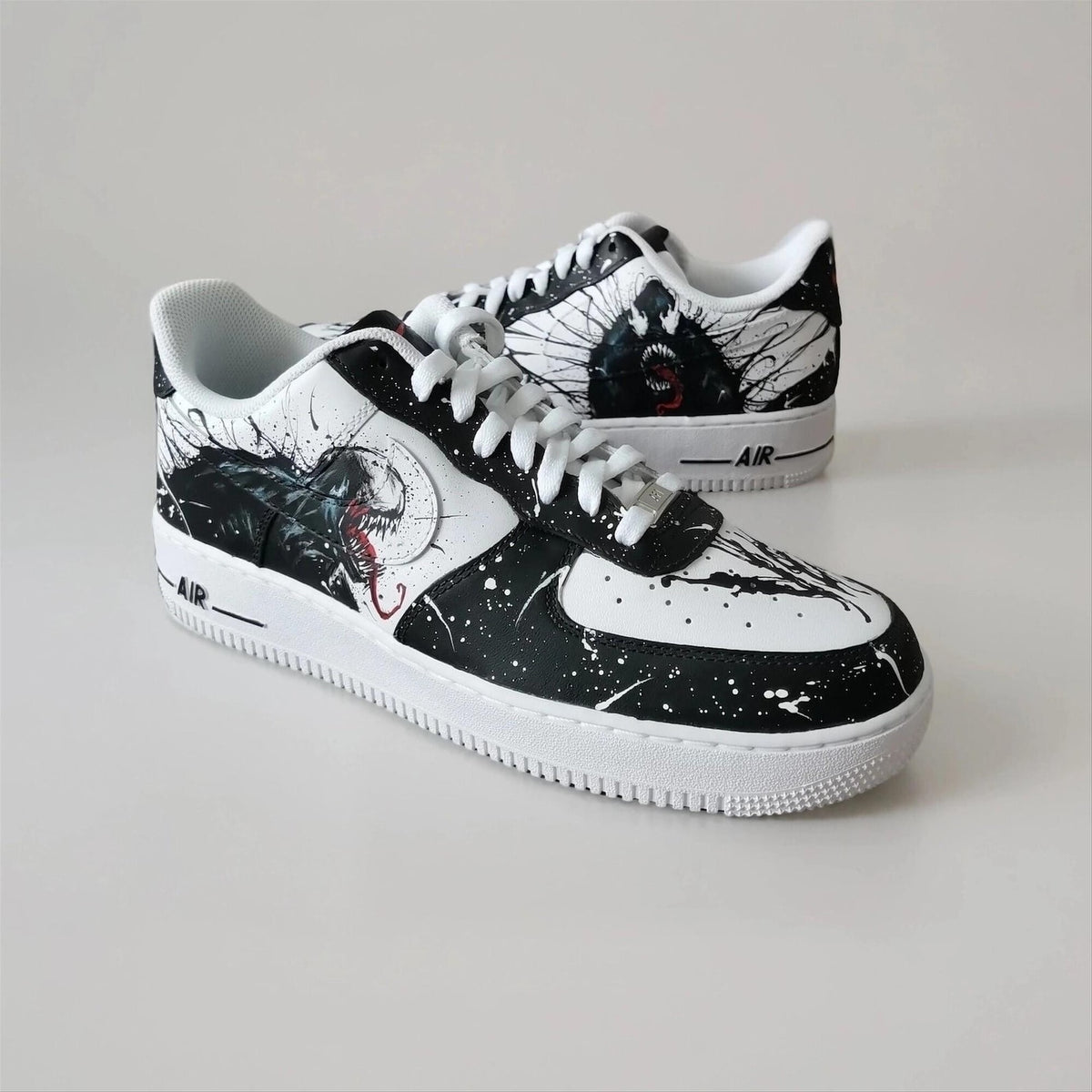Custom Sneakers – White AF1 with Black Tendrils, Birthday Gift for Men, Symbiote Streetwear Shoes for Fans